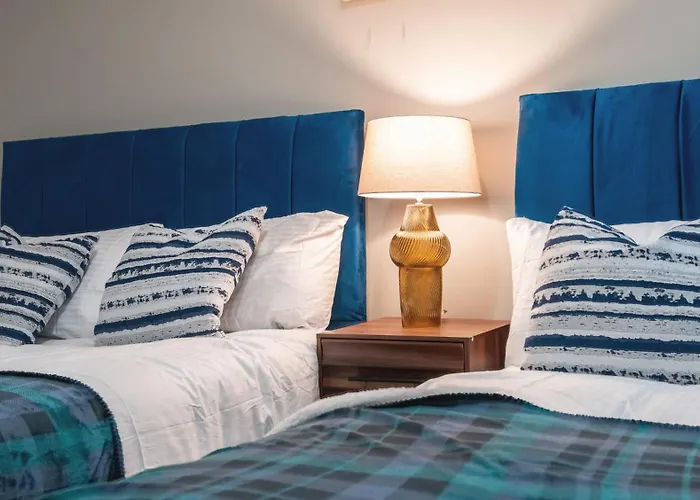 Appartement Flat With Balcony - Sleeps 14 - Views Leeds (West Yorkshire)