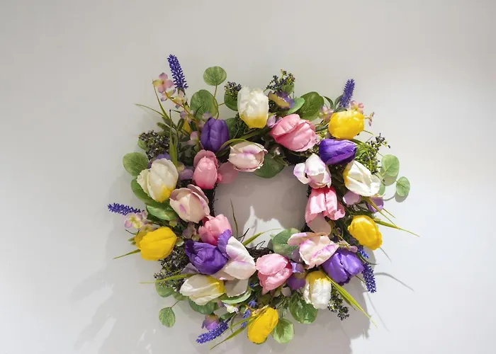 Flat With Balcony - Sleeps 14 - Views * 利兹